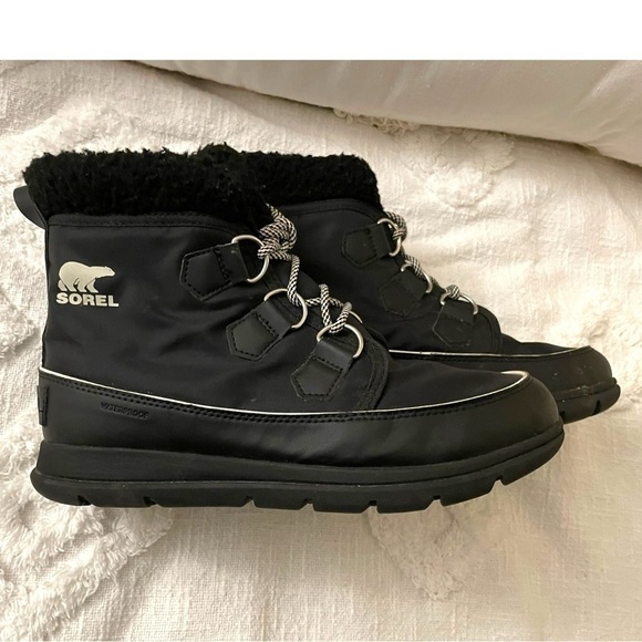 Women's Sorel Explorer Carnival Waterproof Boots, Size 9 1/2 - Picture 3 of 14